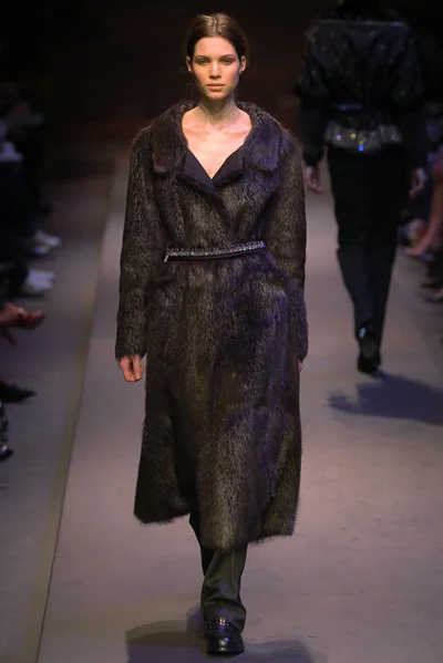 Look 38